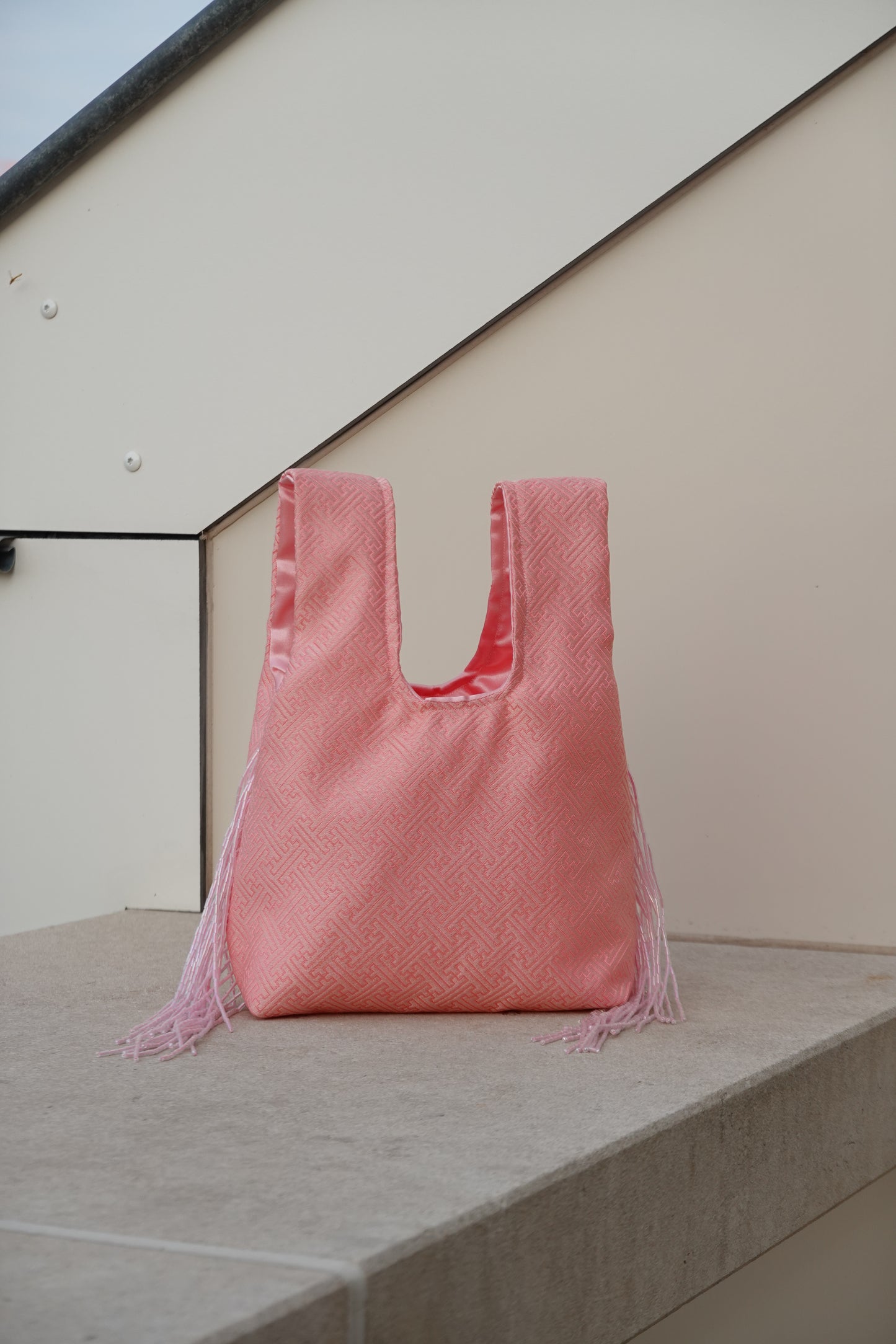 Silhouette N°2 — Blush