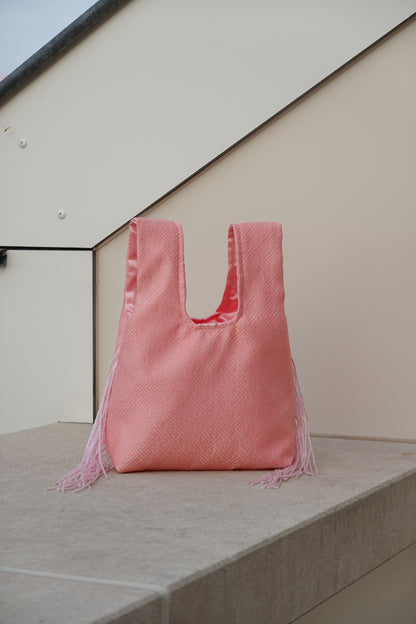Silhouette N°2 — Blush